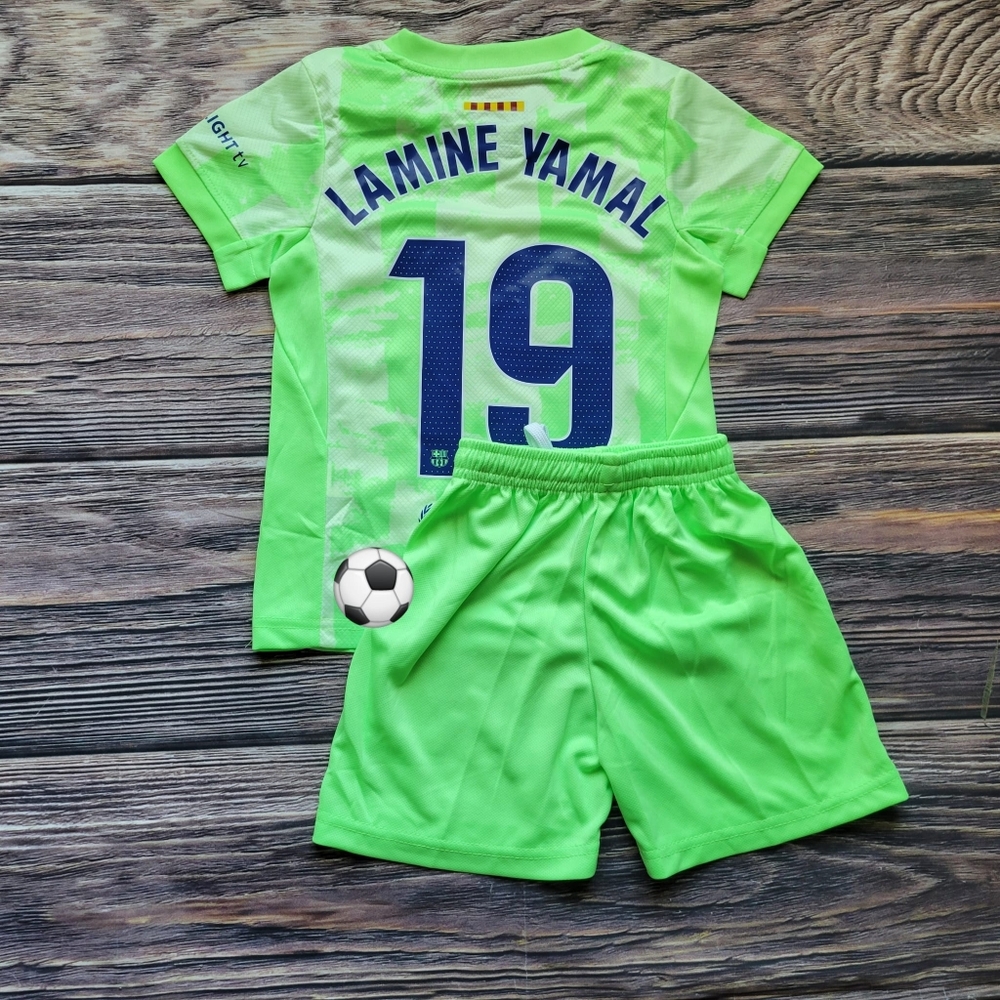 Barcelona Lamine Lamine yamal kid's soccer uniform - Picture 2 of 2